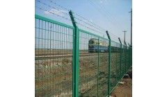安装铁路防护栅栏的注意事项