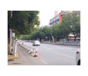 九江市全面安装道路护栏，两年时间过去，是护了还是拦了？